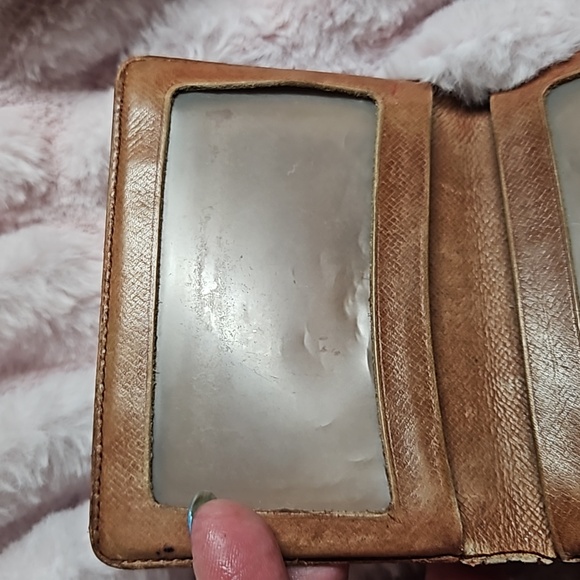 Louis Vuitton Monogram Card Holder Wallet - Picture 13 of 17